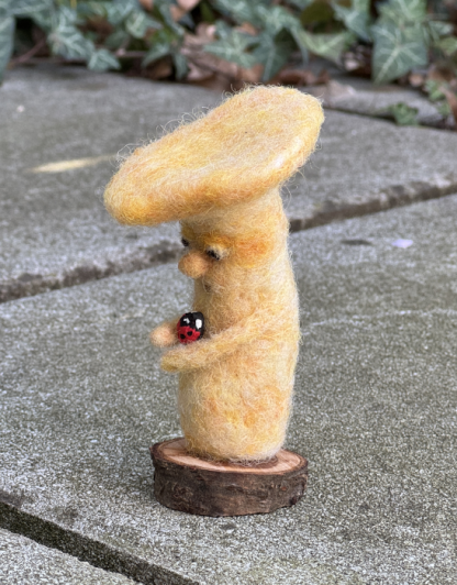 Pilz mit Marienkäfer - liebevoll – Bild 2