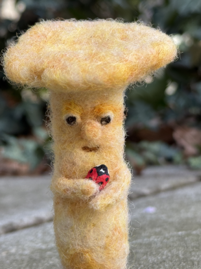 Pilz mit Marienkäfer - liebevoll – Bild 4