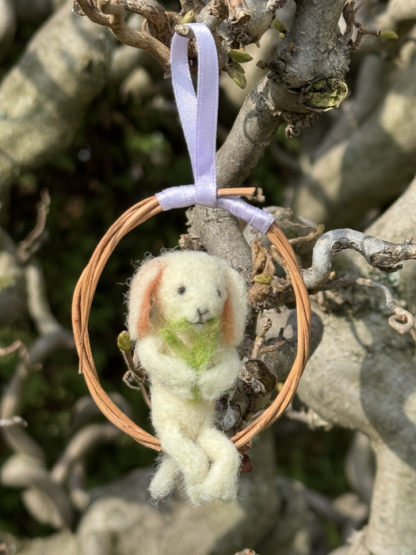 Lämmchen im Weidenring - Gräser – Bild 2